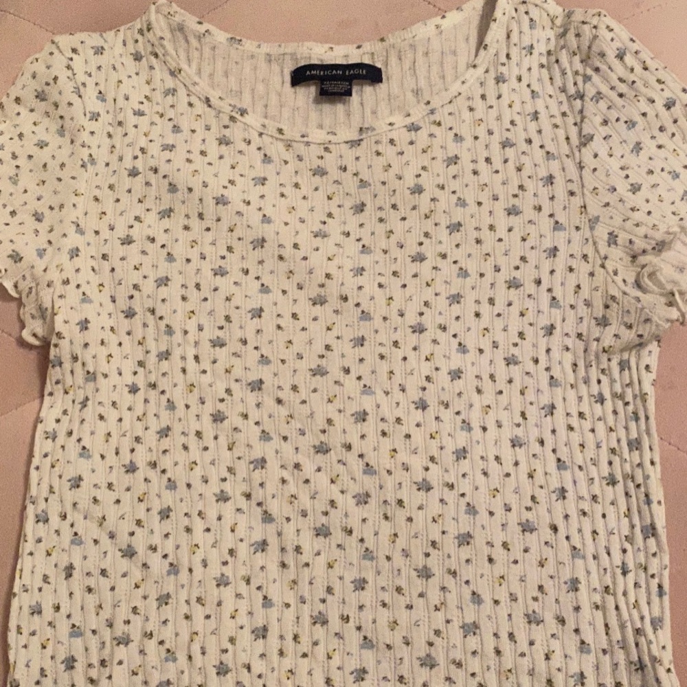 American Eagle T-shirt